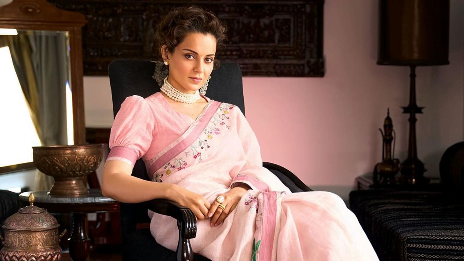 Kangana Ranaut Slams Bollywood Celebs as "Stupid and Shallow", Criticizes Industry Parties