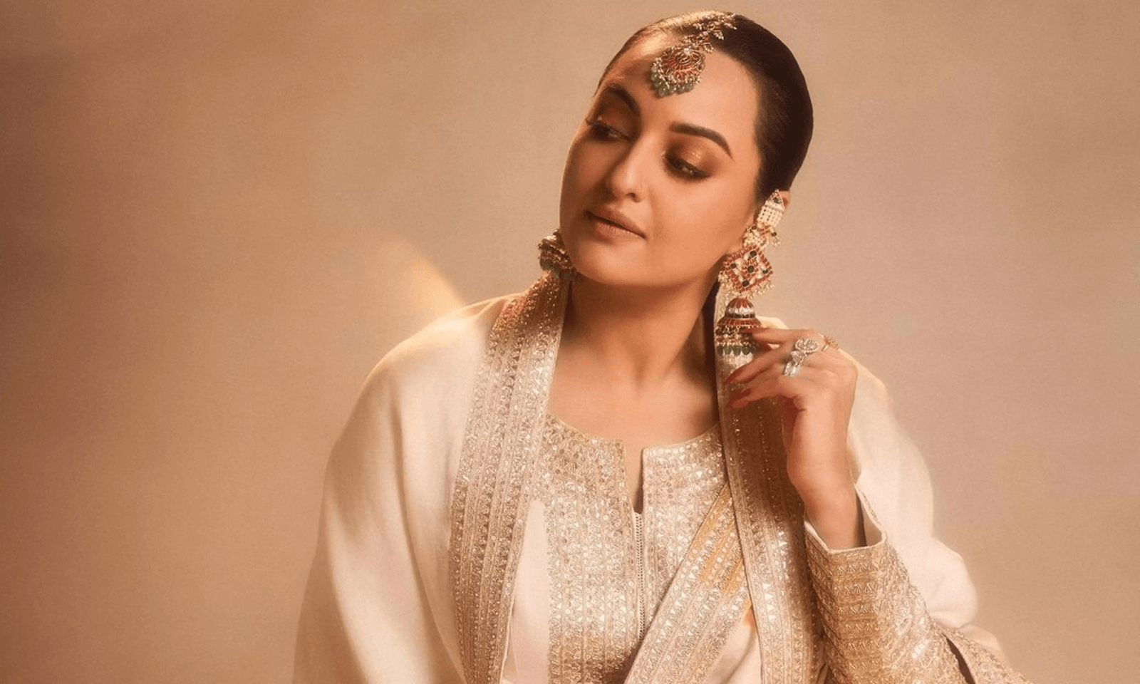 Sonakshi Sinha Selling Her First Home: A Look at the Reasons Behind the Decision
