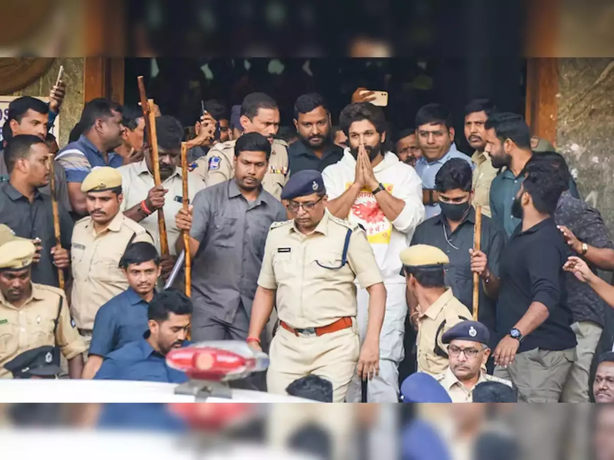 Allu Arjun Returns Home to Family After Jail Release: A Warm Welcome Back