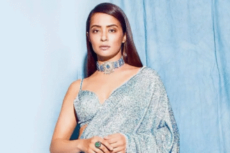 Surveen Chawla Breaks Taboos: How the Actress Introduced Her 3-Year-Old Daughter to Periods and Body Awareness
