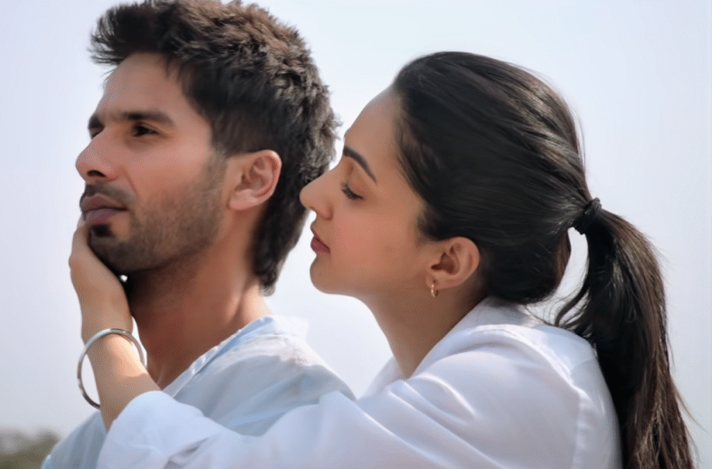 "Saiyaara" Shatters Records: Crosses ₹400 Crore Globally, Dethrones "Kabir Singh" as Highest-Grossing Indian Romance!
