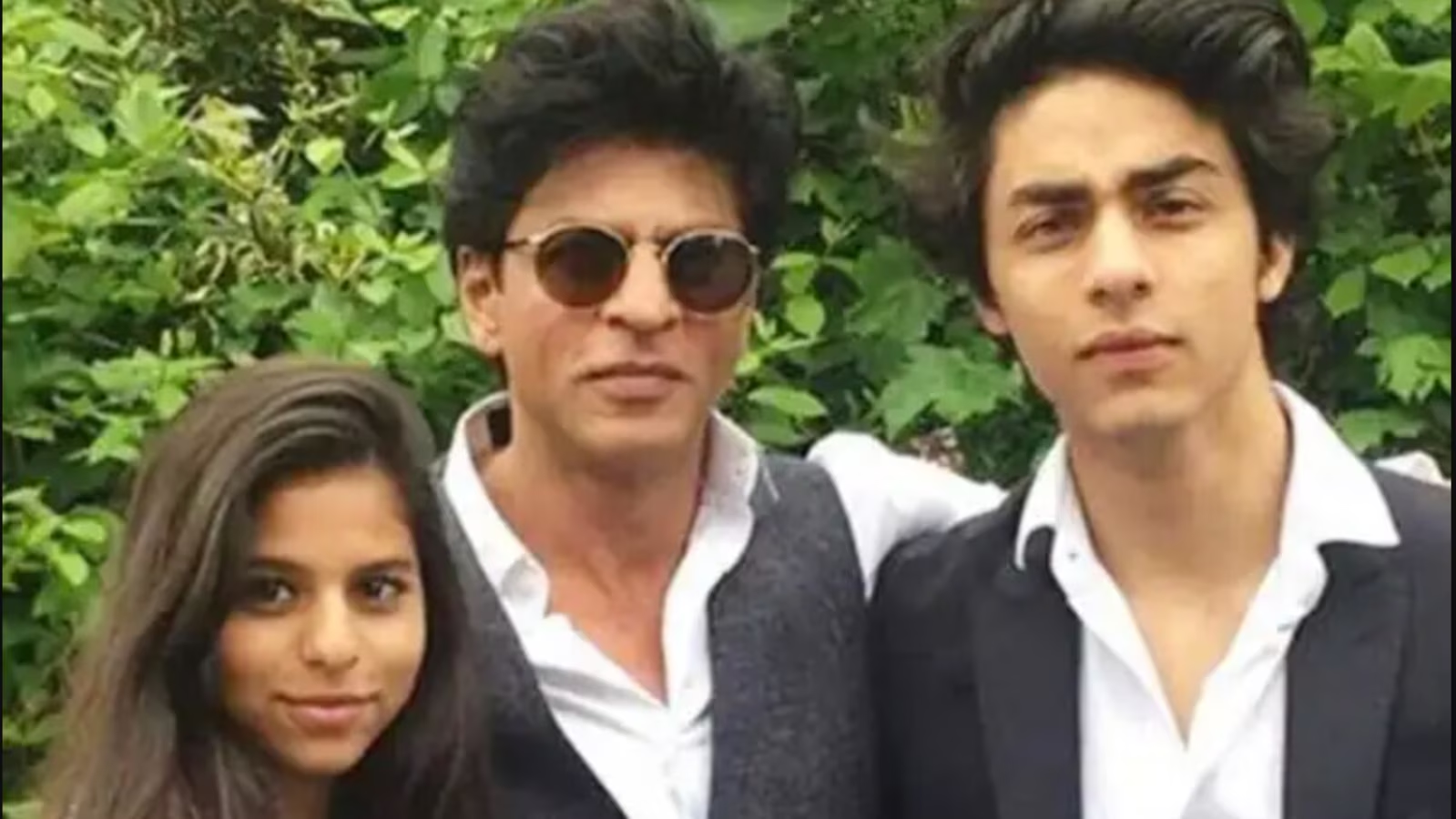 Shah Rukh Khan and Aryan's Pokémon Moment: A Lesson in Parenting Away from the Spotlight