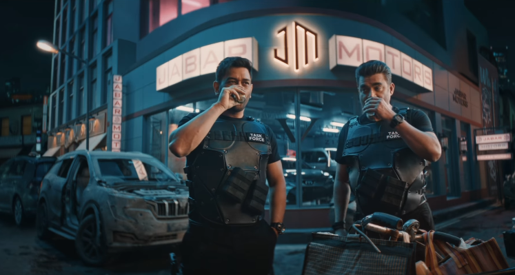 MS Dhoni Making His Bollywood Debut? 'The Chase' Teaser with R Madhavan Sparks Speculation