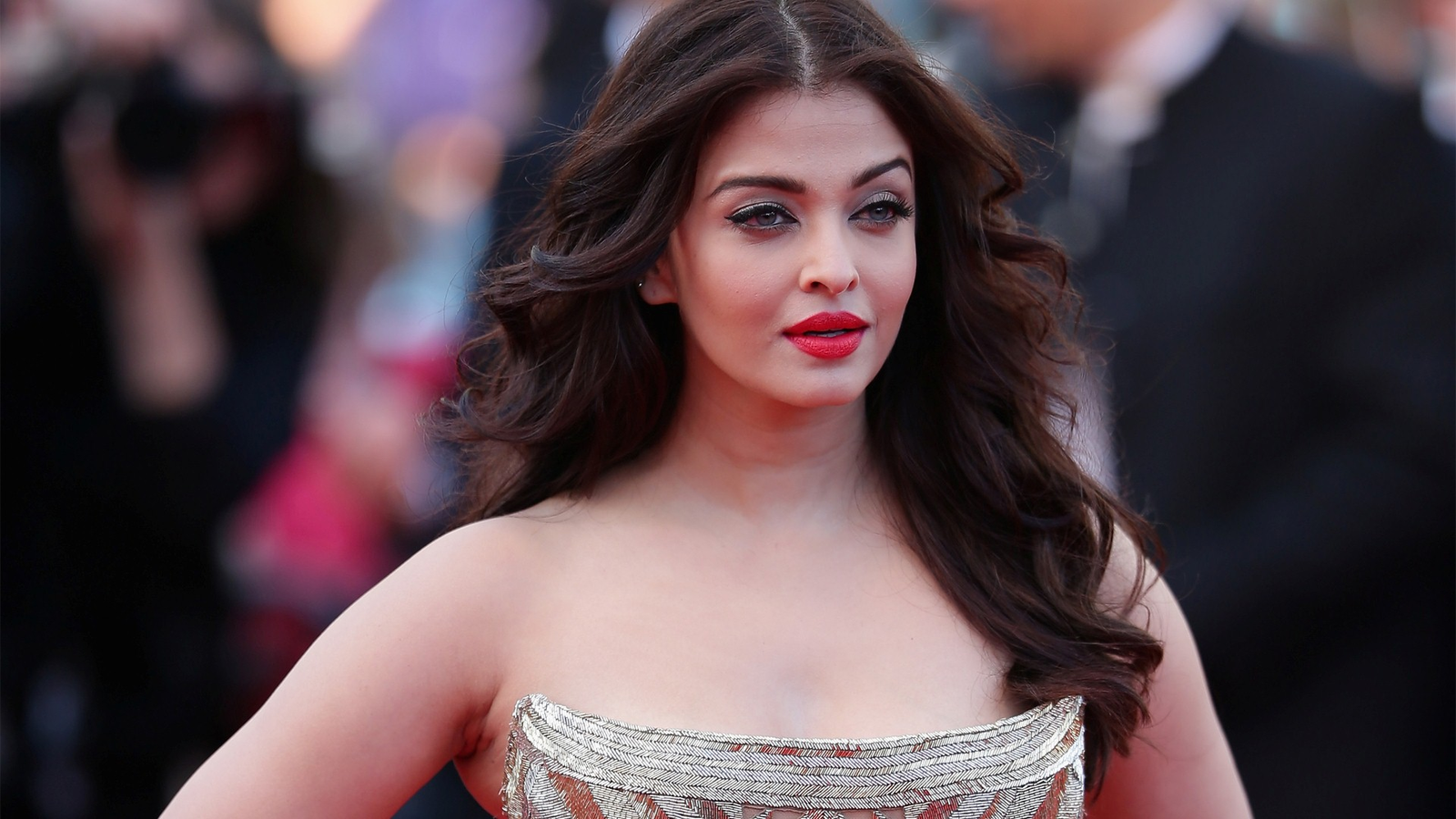 Aishwarya Rai Files Lawsuit in Delhi HC Against AI Image Misuse
