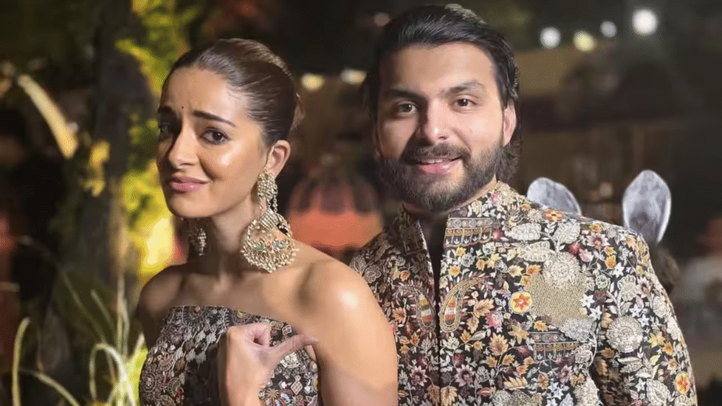 Janhvi Kapoor's Playful Reaction to BF Shikhar Pahariya Twinning With Ananya Panday Has Fans Asking: "Are You Jealous?"