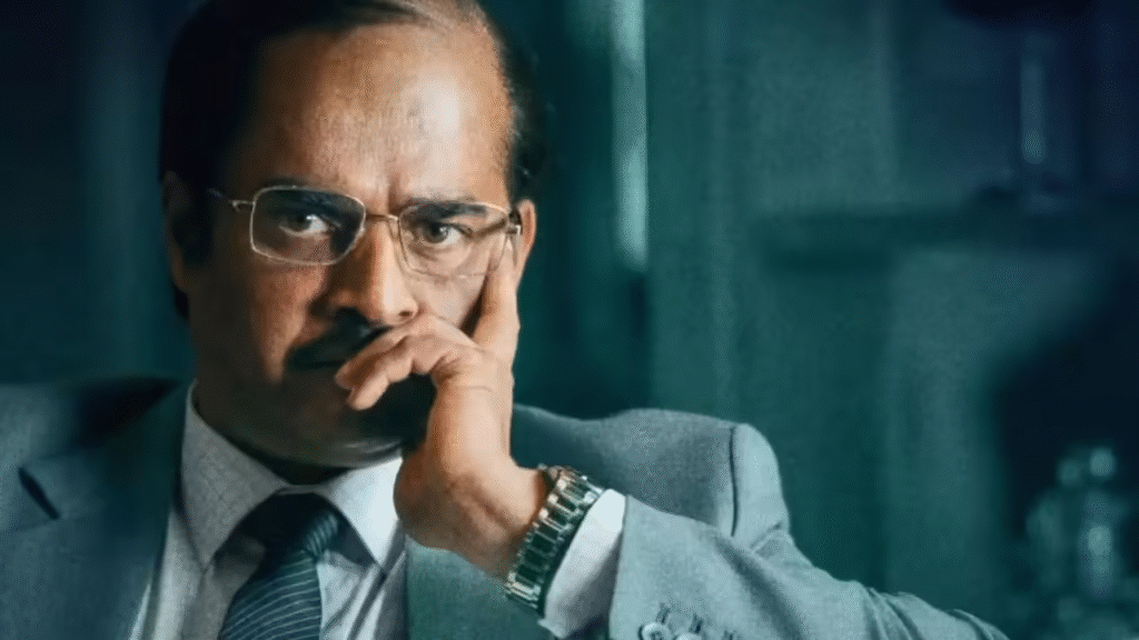 R Madhavan Looks Unrecognizable as 'Charioteer of Karma' in Dhurandhar, Fans Spot Ajit Doval Resemblance