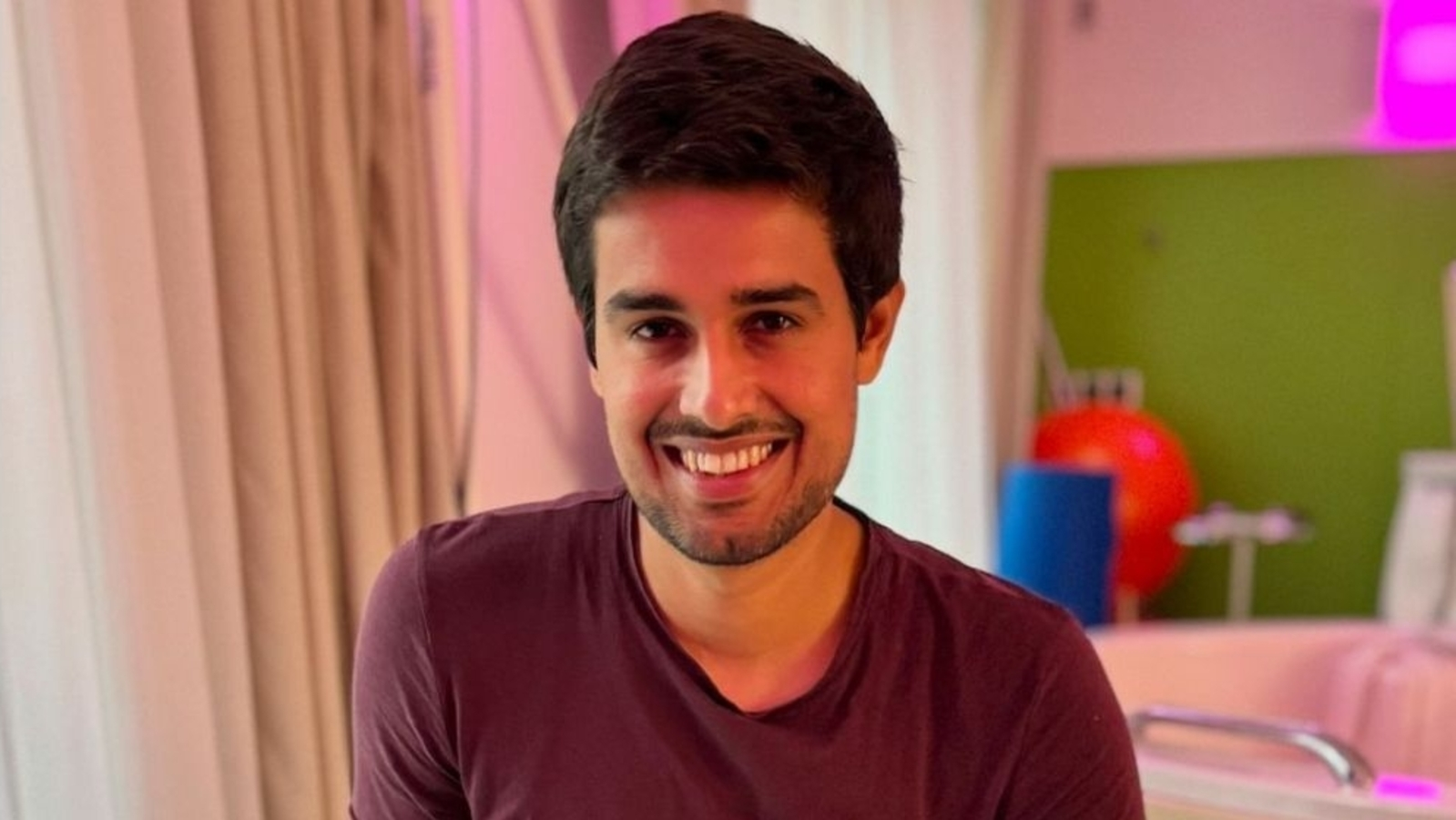 Dhruv Rathee Compares Ranveer Singh's 'Dhurandhar' to ISIS Beheadings, Sparks Online Debate