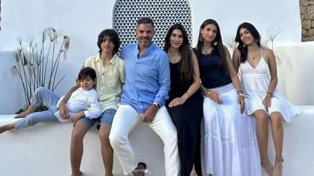 Sanjay Kapur Inheritance Battle: Karisma Kapoor's Children File New Plea Alleging forged Will in Rs 30,000 Crore Estate Dispute
